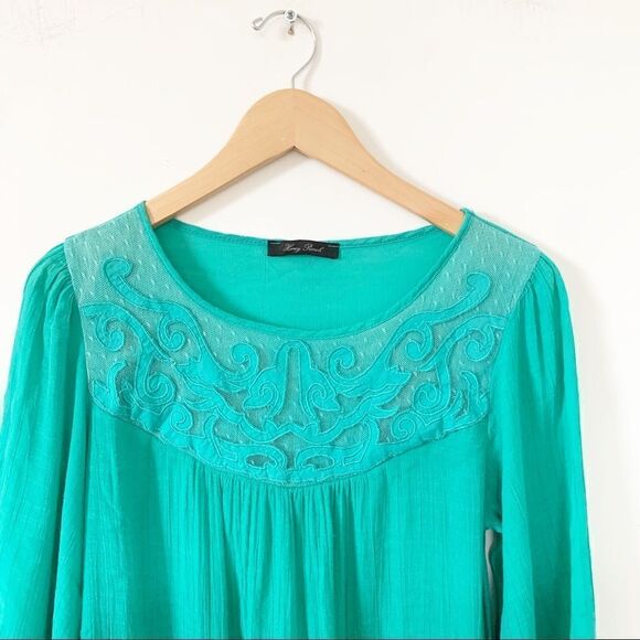 Honey Punch Green Bell Sleeve Embroidered Blouse - Picture 3 of 6